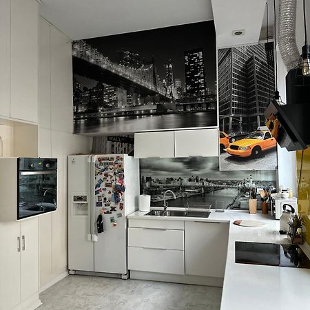 P-122 Piotrkowska Apartment. 罗兹 外观 照片