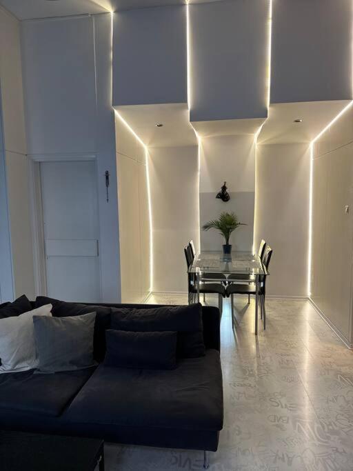 P-122 Piotrkowska Apartment. 罗兹 外观 照片